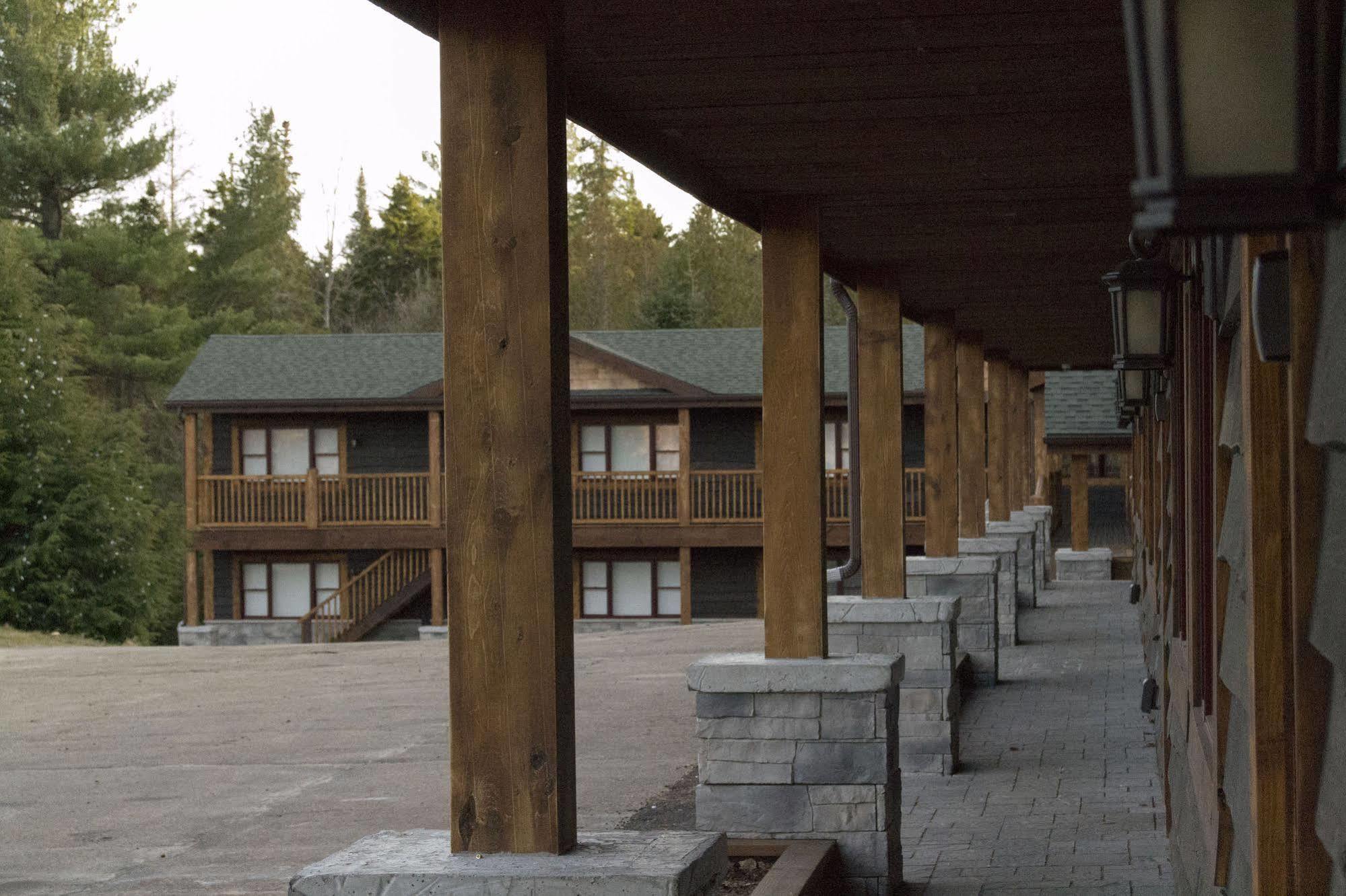 Lake Placid Inn: Residences Екстериор снимка