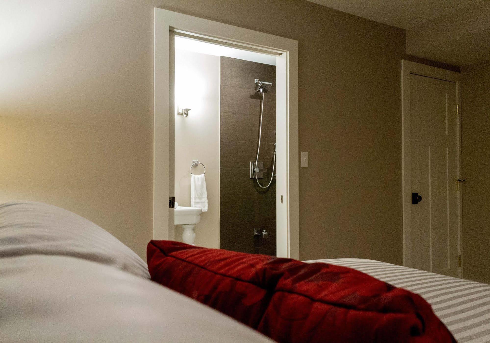Lake Placid Inn: Residences Екстериор снимка